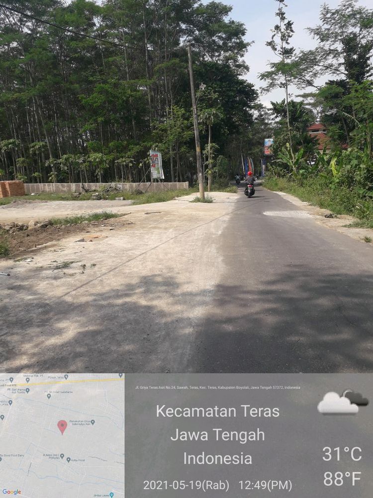 foto gerbang perumahan Graha Permata 10 teras