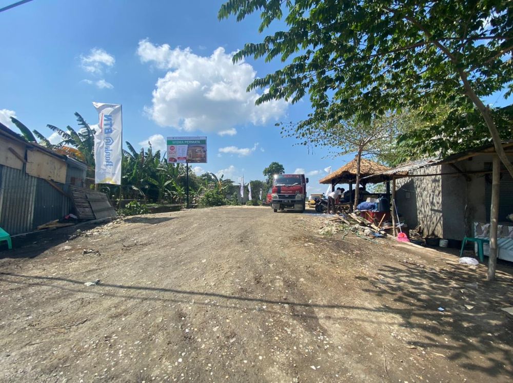 foto gerbang perumahan WISMA PERMATA