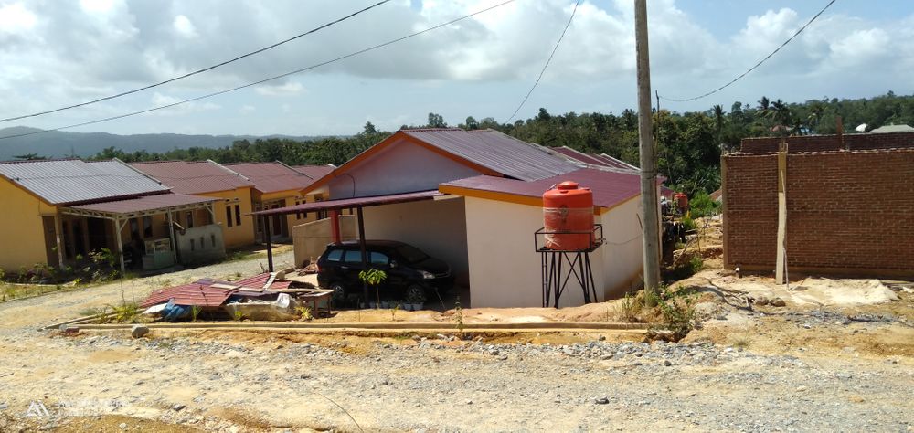 foto gerbang perumahan WONUA MORINI 2