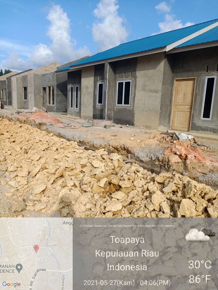 foto gerbang perumahan SANDORA 2