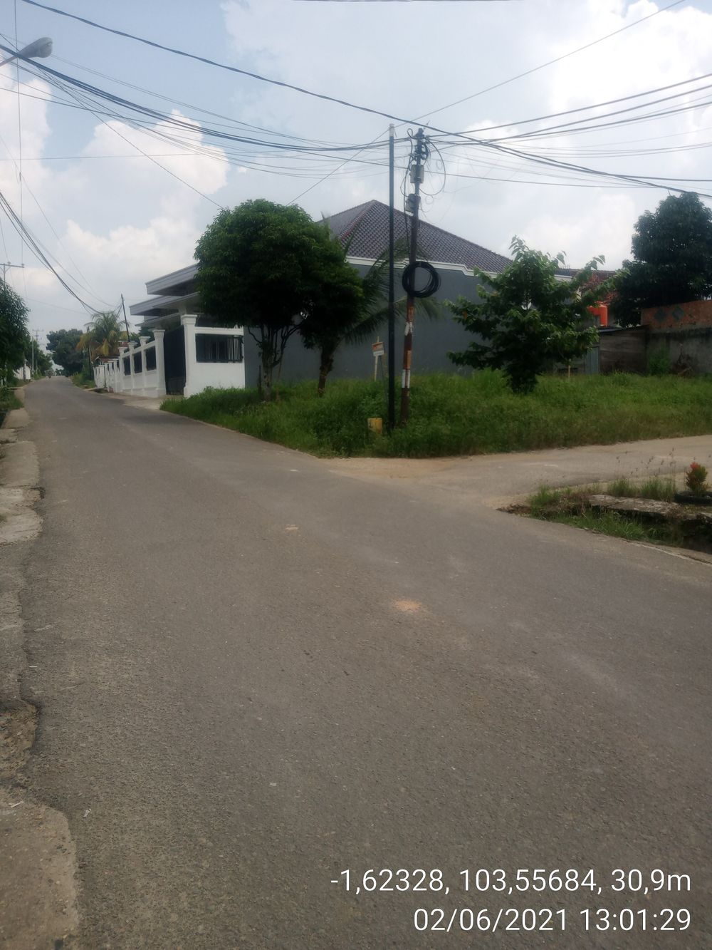 foto gerbang perumahan Selim Residence
