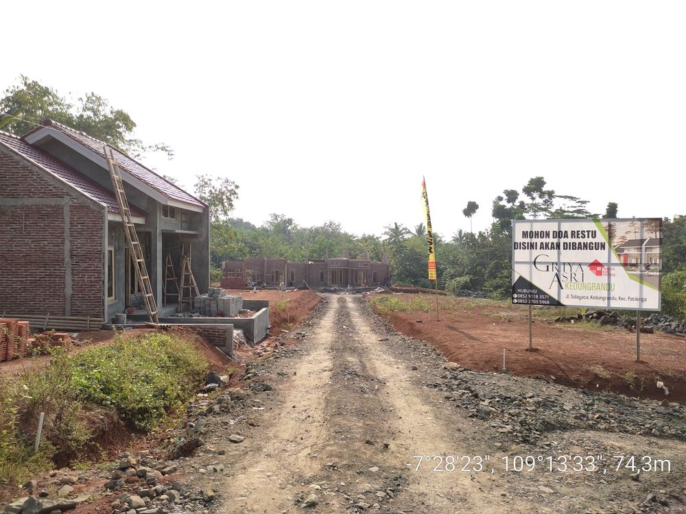 foto gerbang perumahan GRIYA ASRI KEDUNGRANDU
