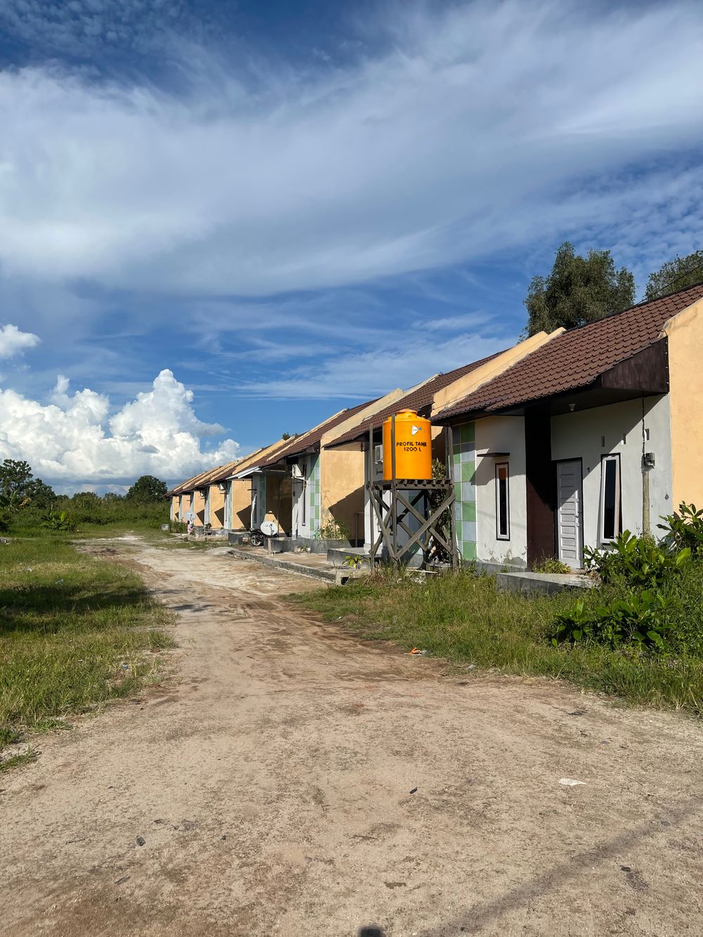 foto gerbang perumahan HD PROPERTY SAWIT RAYA 1