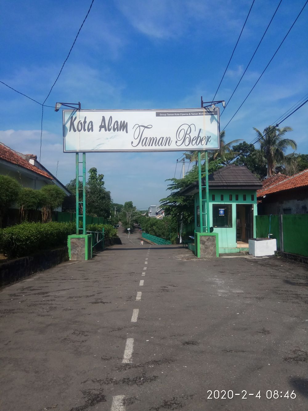 foto gerbang perumahan KOTA ALAM TAMAN BEBER