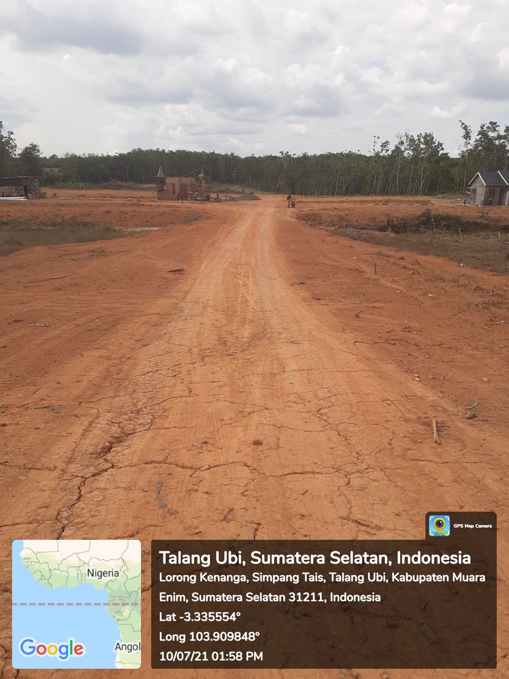 foto gerbang perumahan ANDALUSIA LAND
