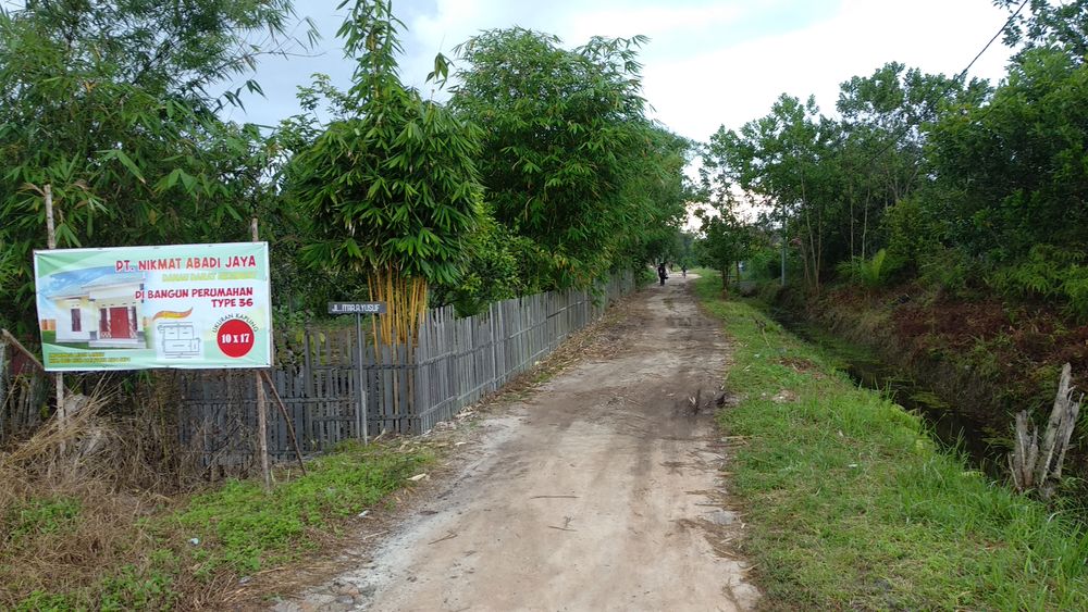 foto gerbang perumahan DANAU DARAT RESIDENCE