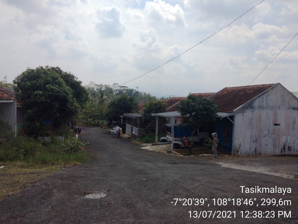 foto gerbang perumahan Graha Tatar Sukapura
