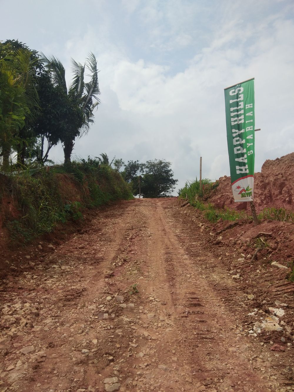 foto gerbang perumahan PERUMAHAN HAPPY HILLS 2 JATIWANGI TAHAP 1
