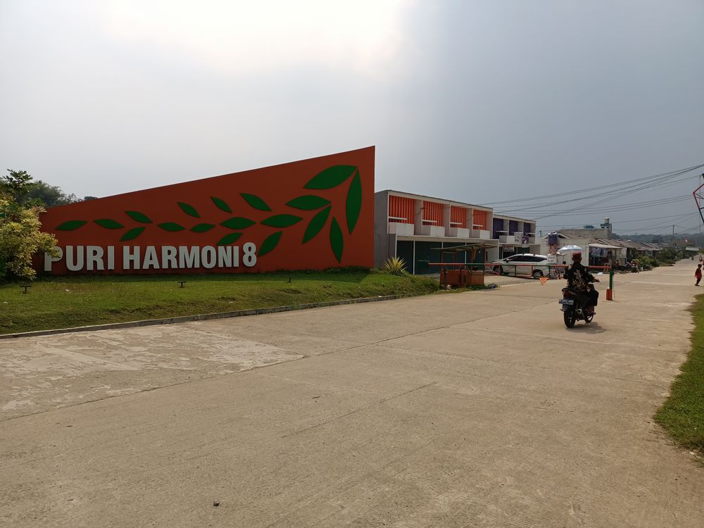 foto gerbang perumahan Perumahan Puri Harmoni 8 Extension