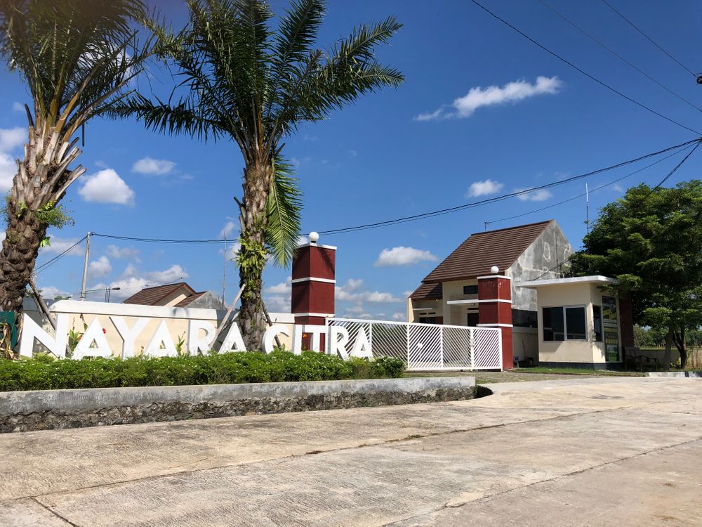 foto gerbang perumahan Nayara Citra