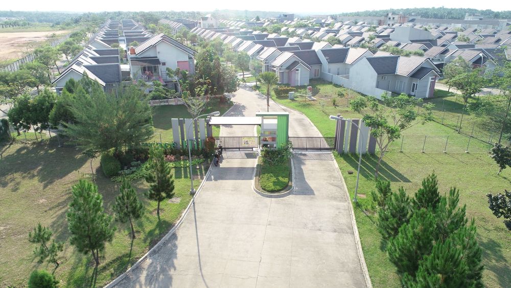 foto gerbang perumahan CitraRaya City Cluster Terrace Hill