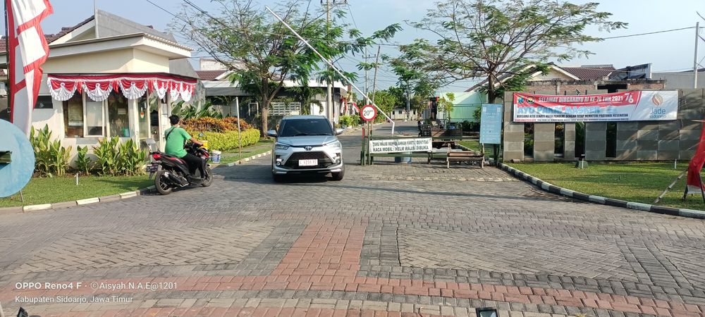 foto gerbang perumahan JADE SIDOREJO