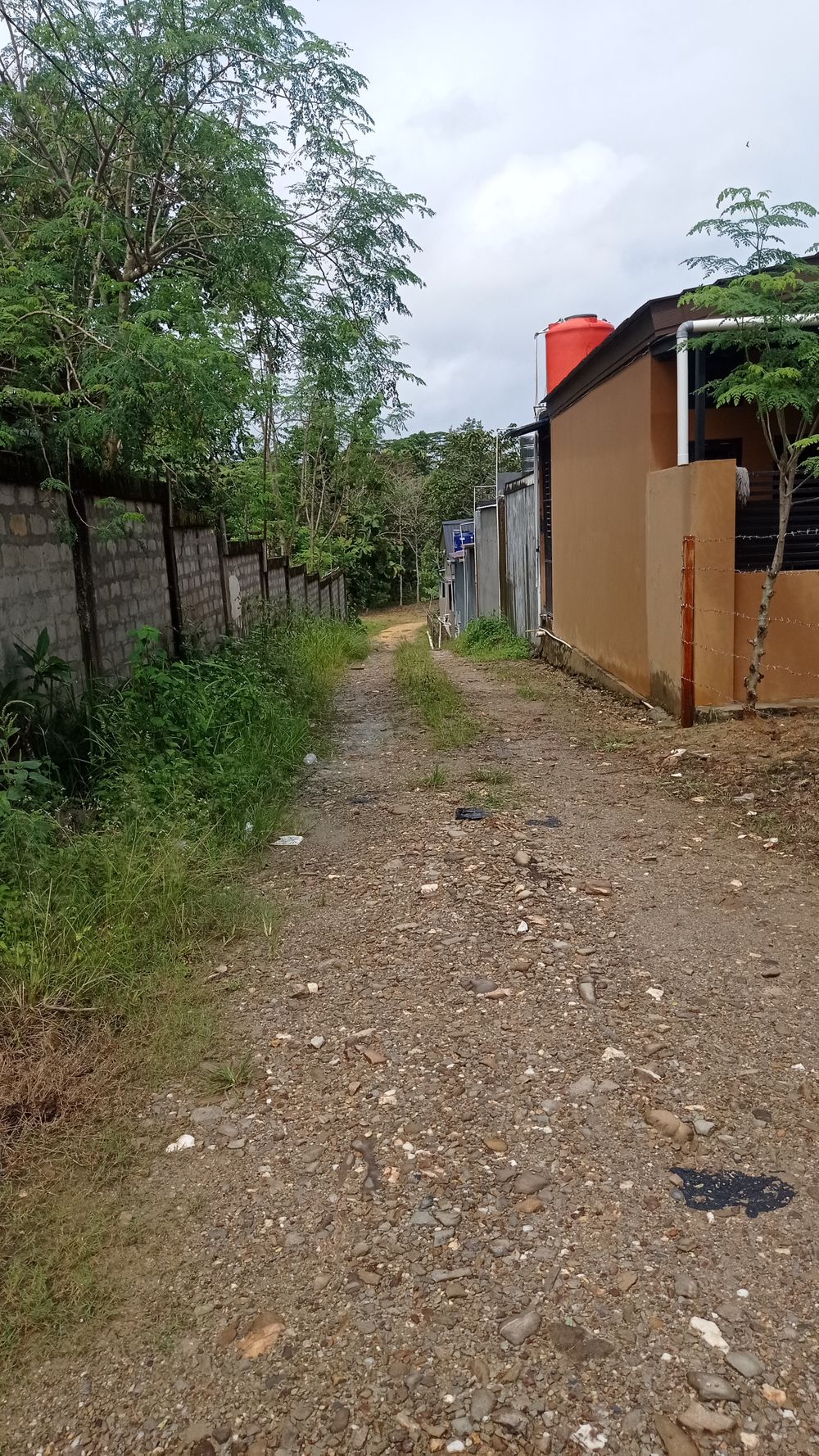 foto gerbang perumahan RAJENDRA VILLAS TRILOKA