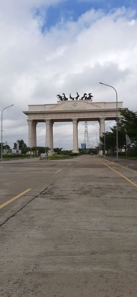 foto gerbang perumahan CitraLand Palembang - Ruko Diamond