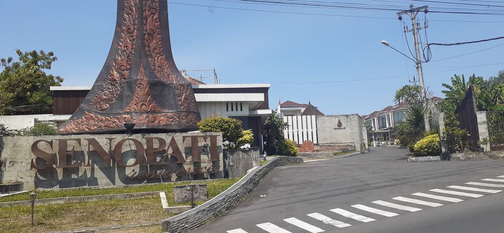 foto gerbang perumahan PERUMAHAN SENOPATI RESIDENCE