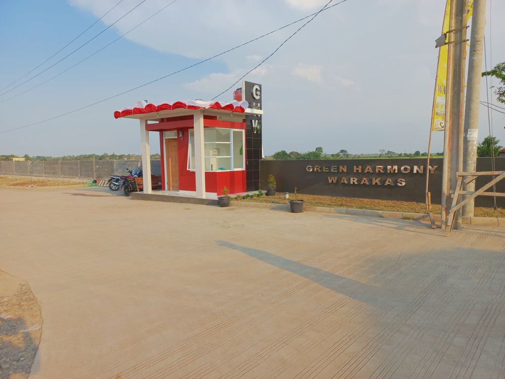 foto gerbang perumahan GREEN HARMONY WARAKAS