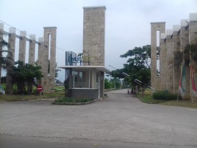 foto gerbang perumahan Bukit Mas Residence