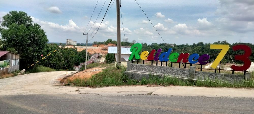 foto gerbang perumahan Residence 73 III
