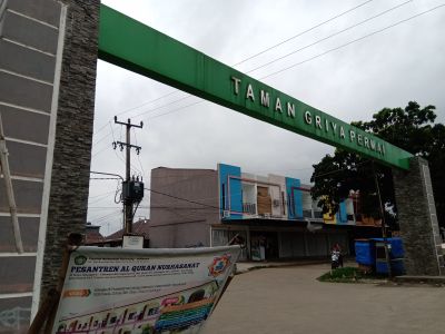 foto gerbang perumahan Taman griya permai
