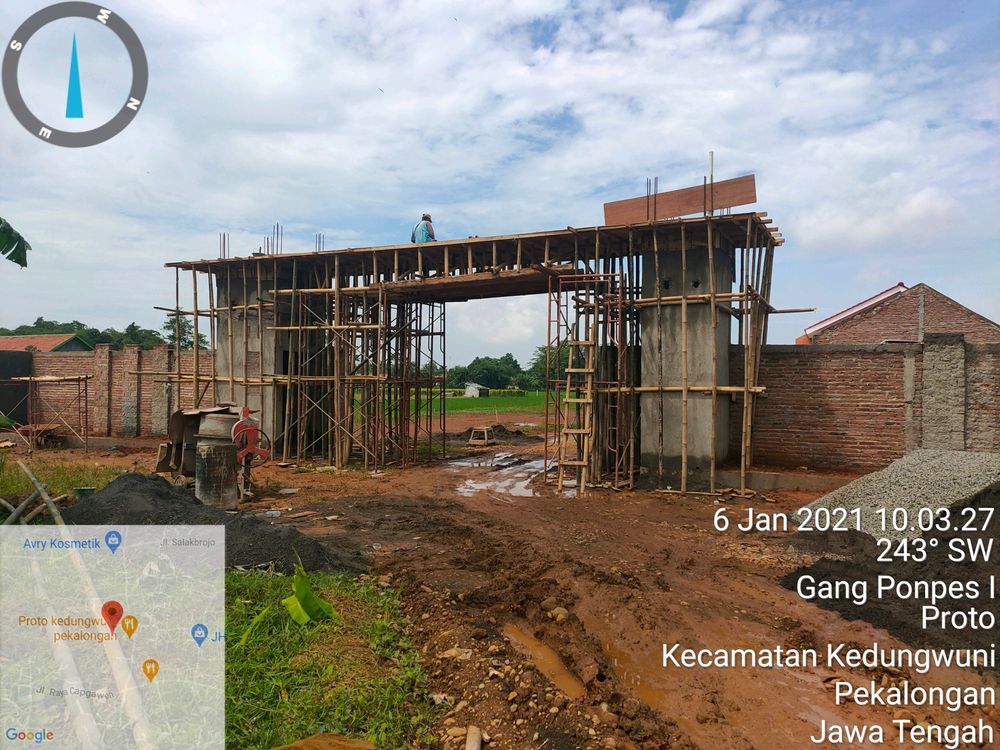 foto gerbang perumahan Graha Utama Proto