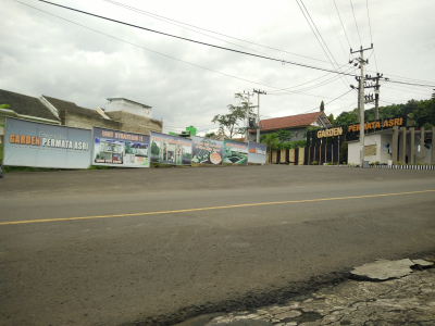 foto gerbang perumahan Garden Permata Asri