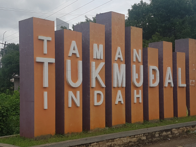 foto gerbang perumahan TAMAN TUKMUDAL INDAH