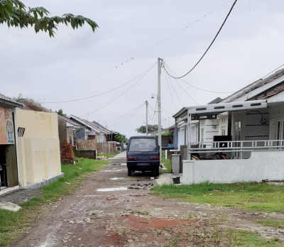 foto gerbang perumahan ARJAWINANGUN ESTATE