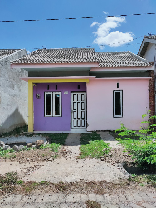 foto tampak rumah tipe 36/84 perumahan GRAHA INDAH SEMPU