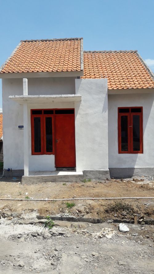 foto tampak rumah tipe 36/75 SF perumahan Prapta Lovina Residence