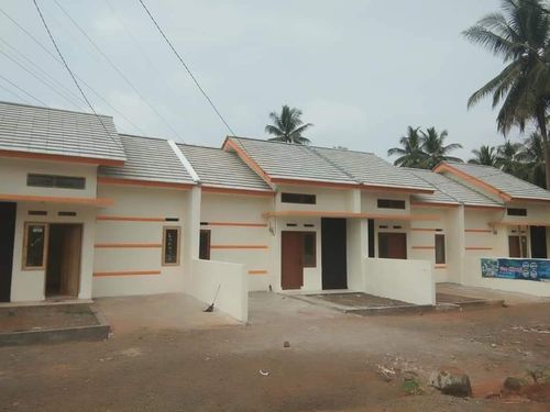 foto tampak rumah tipe 36/72 perumahan Sinar Siliwangi Regency