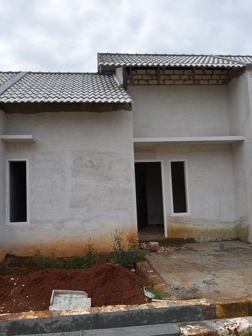 foto tampak rumah tipe 30 perumahan GRIYA LESTARI INDAH