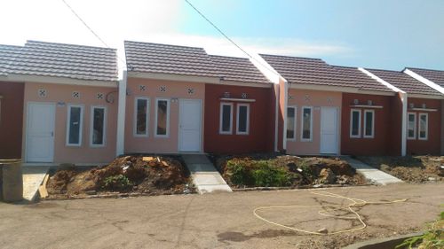 foto tampak rumah tipe 27/72 nuri perumahan Perumnas Pondok Indah Cianjur