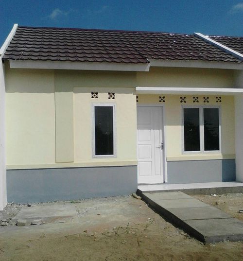 foto tampak rumah tipe LOTUS  perumahan SUKOMORO CITY