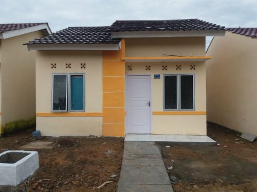 foto tampak rumah tipe LILY perumahan SUKOMORO CITY
