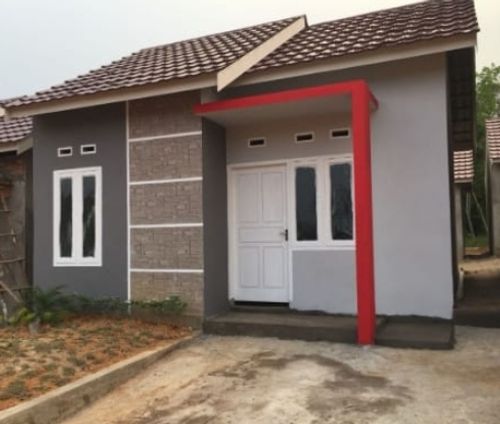 foto tampak rumah tipe 36/98 perumahan Villa Delima Mayang