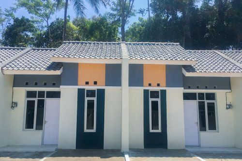 foto tampak rumah tipe 27/60 perumahan YUDISTIRA REGENCY 2