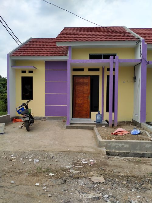 foto tampak rumah tipe 36/72 perumahan Grya Sakinah
