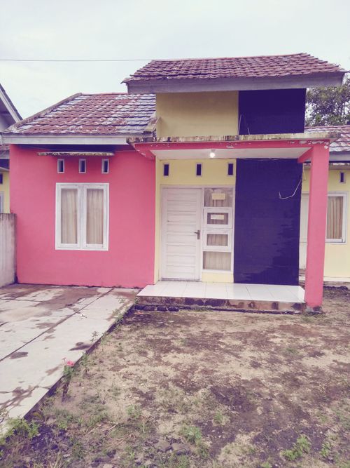 foto tampak rumah tipe RS.45/160 perumahan Batu Belaman Regency