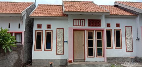 foto tampak rumah tipe 70 perumahan GRAHA PANJI ASRI II