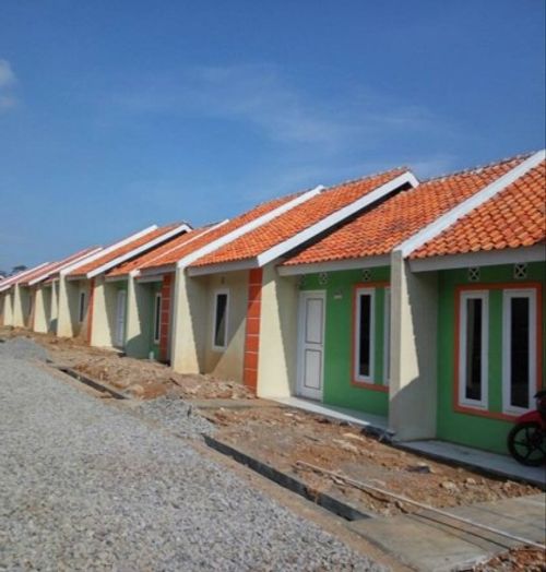 foto tampak rumah tipe 36-72 BATAKO perumahan Perumnas Bumi Cikal Asih