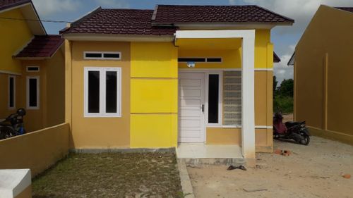foto tampak rumah tipe RST perumahan GRIYA PESONA TARAI
