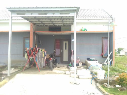 foto tampak rumah tipe 33/66 perumahan D Merakmas