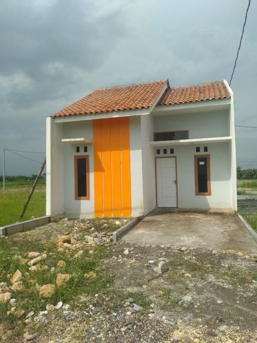 foto tampak rumah tipe 31/63 perumahan BUMI KERTONEGORO