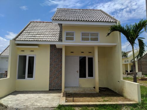 foto tampak rumah tipe 30 perumahan BANJAREJO VIEW