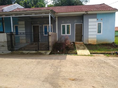 foto tampak rumah tipe 30/60 perumahan Megah Cianjur Permai