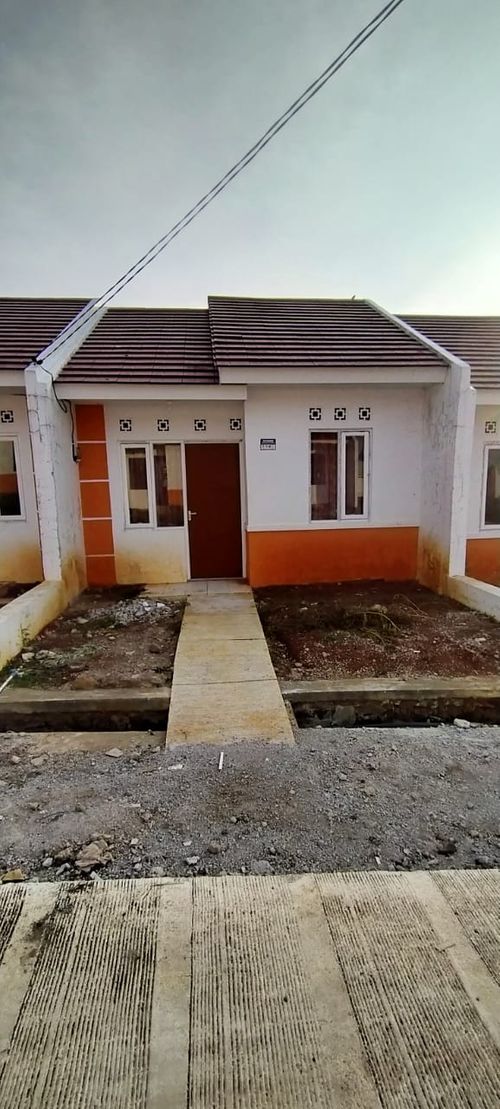 foto tampak rumah tipe 29/60 perumahan Ambar Bumi Mutiara Regency