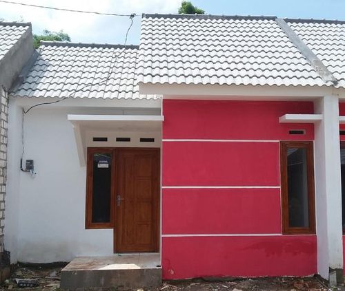 foto tampak rumah tipe 32 perumahan Griya Asri Tasikmadu