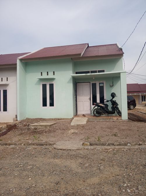 foto tampak rumah tipe Tiga Puluh Enam perumahan SUBARANG PERMAI