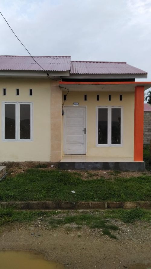 foto tampak rumah tipe 36/108 m2 perumahan GRAHA GUGUK BULUH