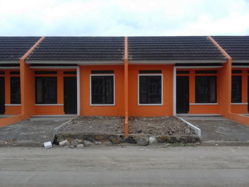 foto tampak rumah tipe 22 perumahan Permata Regency